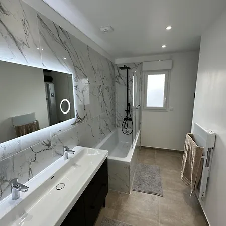 Duplex - 3 Apartment *